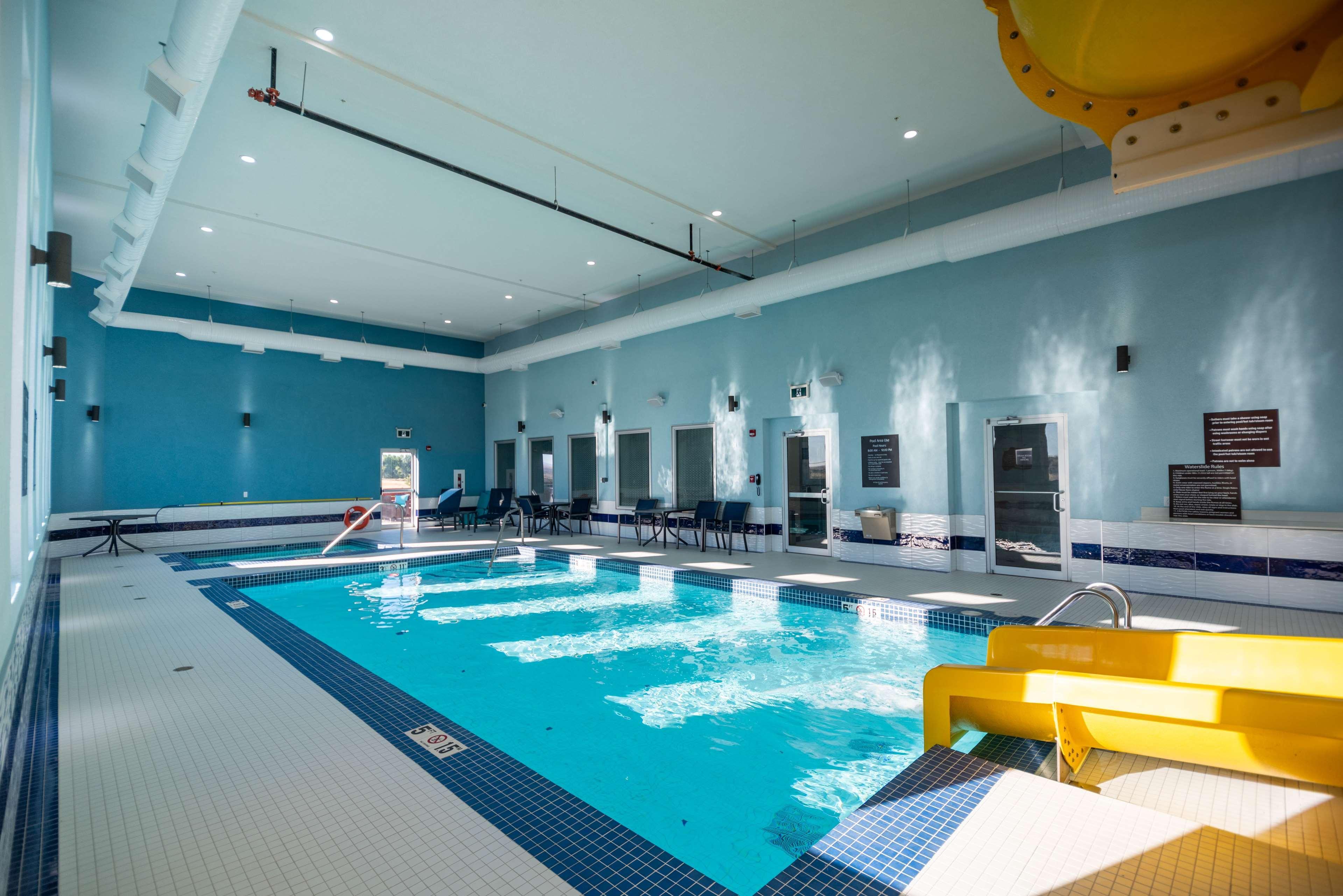 Best Western Premier Executive Residency Медисин-Хат Экстерьер фото