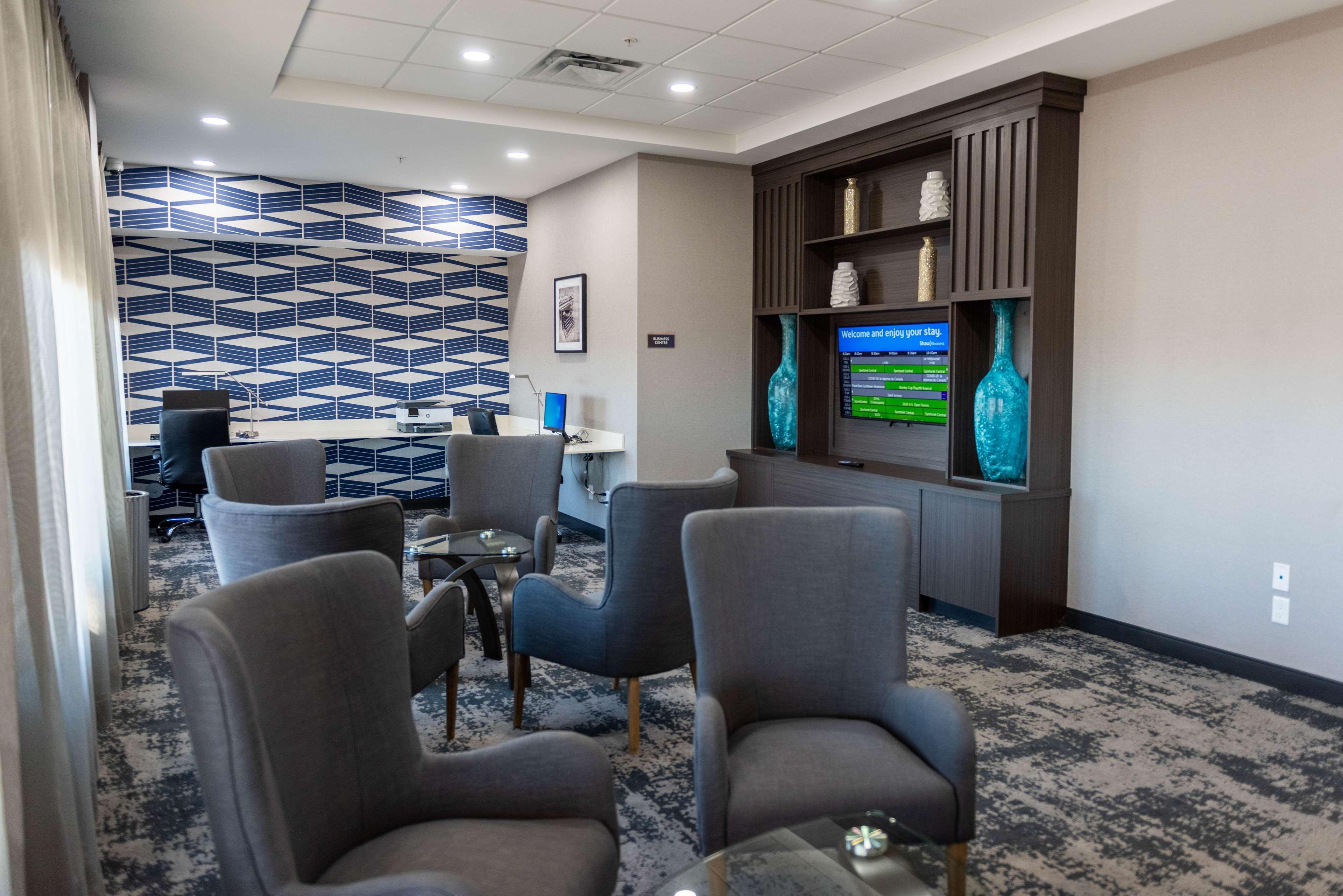 Best Western Premier Executive Residency Медисин-Хат Экстерьер фото